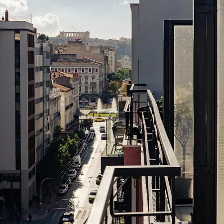 Finders Top Floor Apartments-3